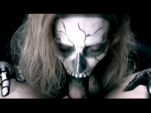 ❤️ Demonska djevojka siše kurac svojim crnim ustima i guta spermu. ️ Analni porno na bs.elitemangas.top ﹏